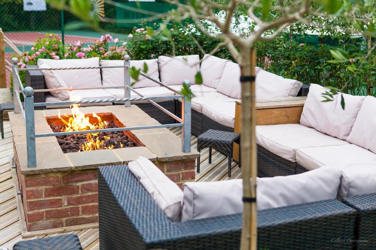 Hotel Wickwoods Albourne Exterior foto
